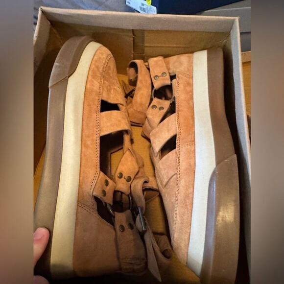 Free People Bodhi Fisher Sneakers, Size 11, New in Box MSRP $168 Sold out online - Picture 9 of 10